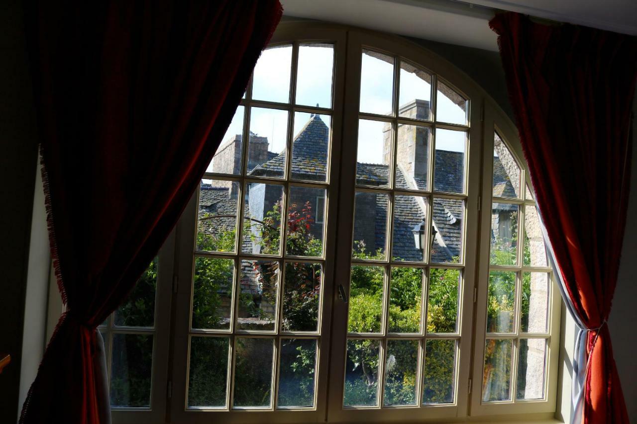 เมียร์ โพลาร์ด Hotel Mont-Saint-Michel ภายนอก รูปภาพ